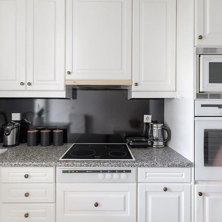 Fresh Detailed Stylish Apartment At Acropolis Athena Bagian luar foto