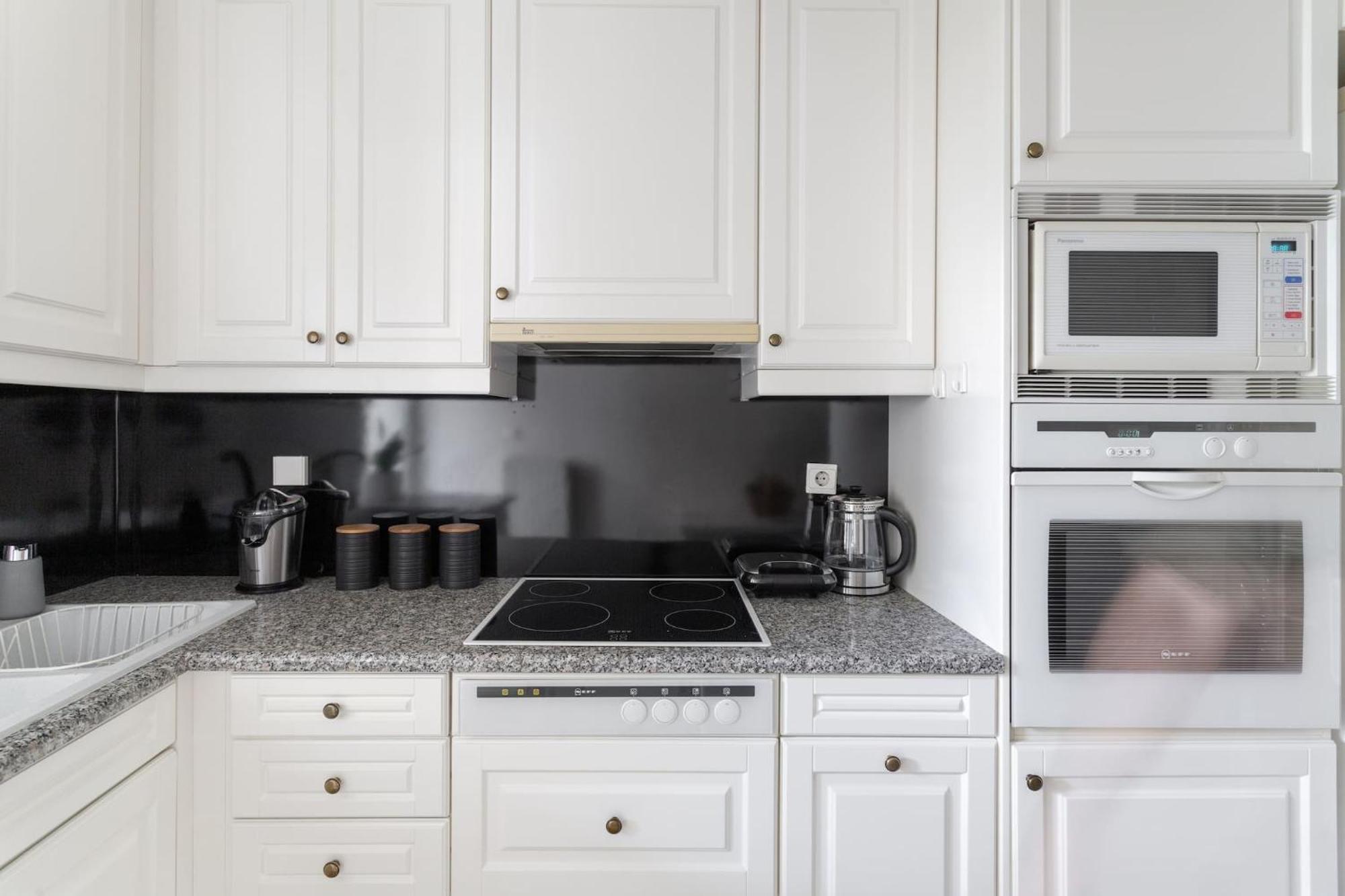 Fresh Detailed Stylish Apartment At Acropolis Athena Bagian luar foto