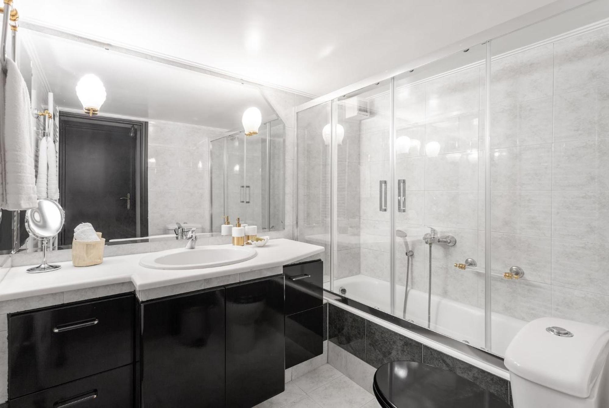 Fresh Detailed Stylish Apartment At Acropolis Athena Bagian luar foto