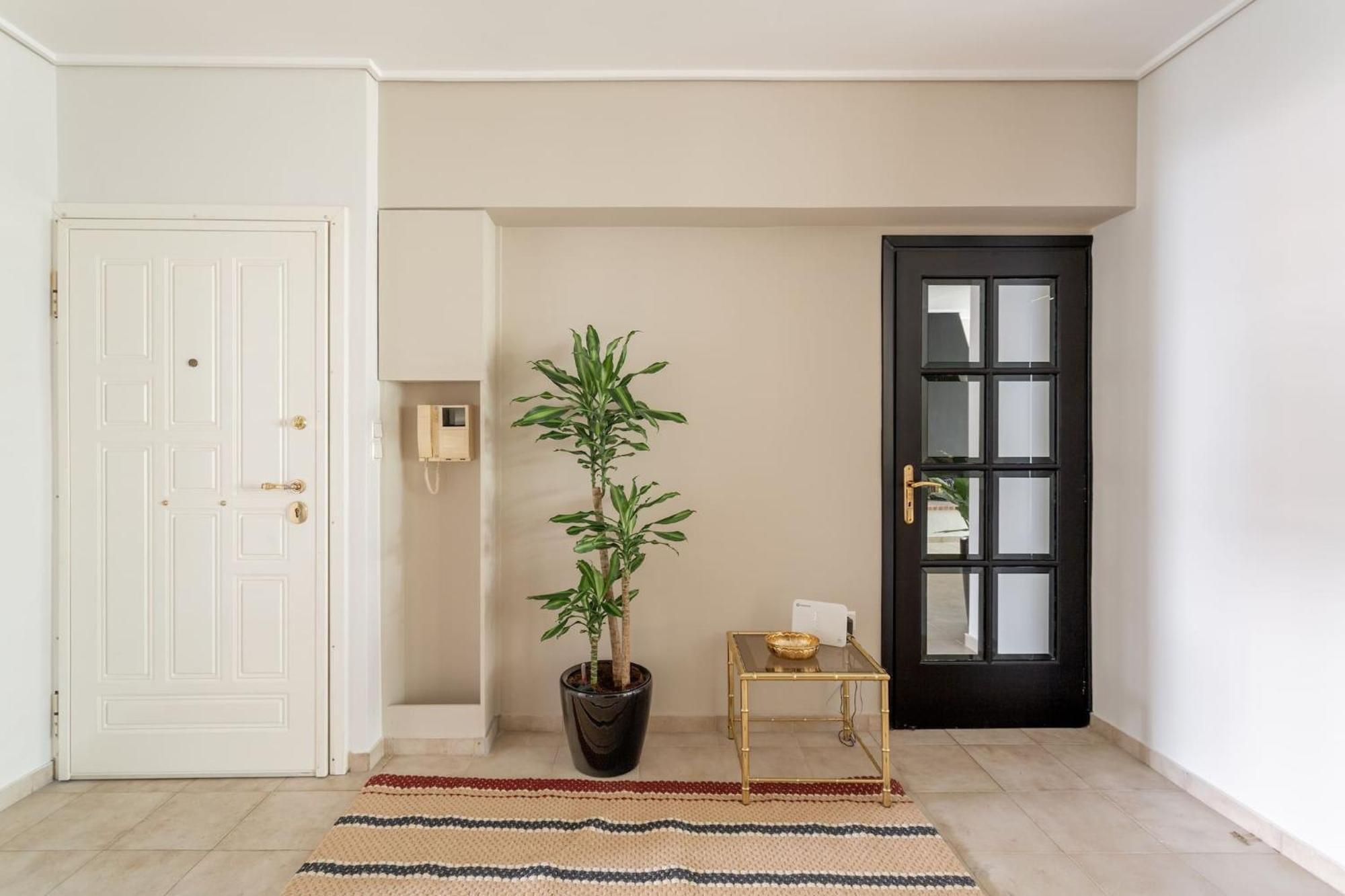 Fresh Detailed Stylish Apartment At Acropolis Athena Bagian luar foto