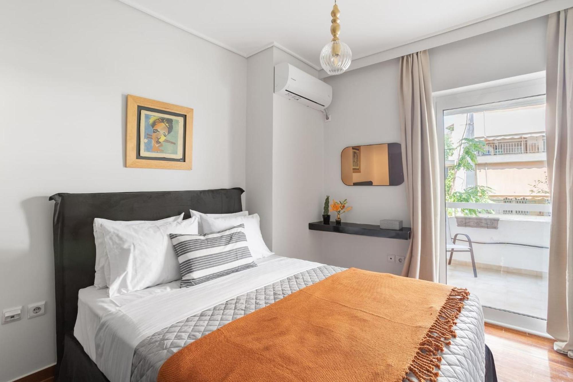 Fresh Detailed Stylish Apartment At Acropolis Athena Bagian luar foto